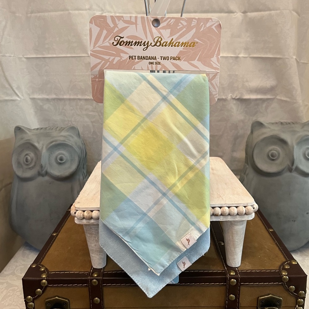 ⚡️Tommy Bahama Pet Bandanas